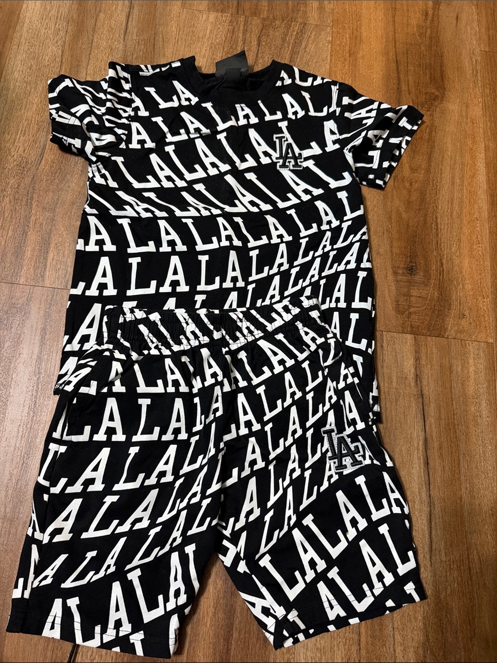MLB Kids Black and White LA Allover Print Matching Set